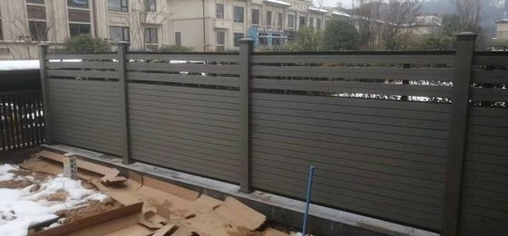 Odporne na warunki atmosferyczne panele ogrodzeniowe WPC 200 X 200 Mm Eco Outdoor Grey Composite Panele ogrodzeniowe